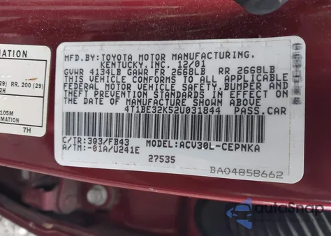 2002 Toyota Camry Le z USA, uszkodzony, nr VIN 4T1BE32K52U031844